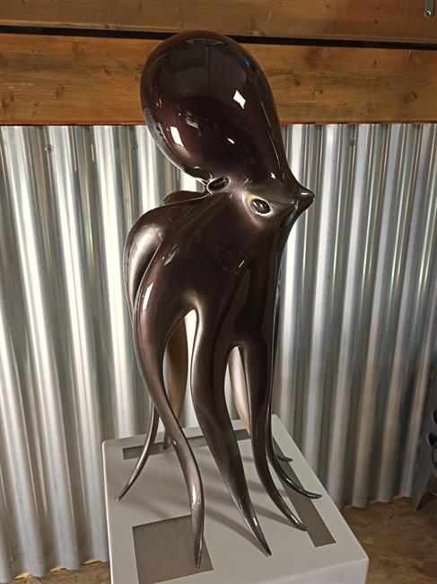 sculpture pieuvre résine marron 