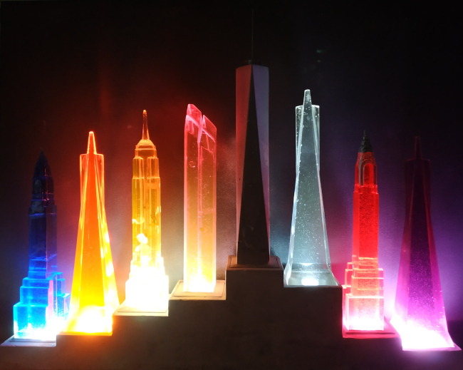 sculpture lumineuse gratte ciel